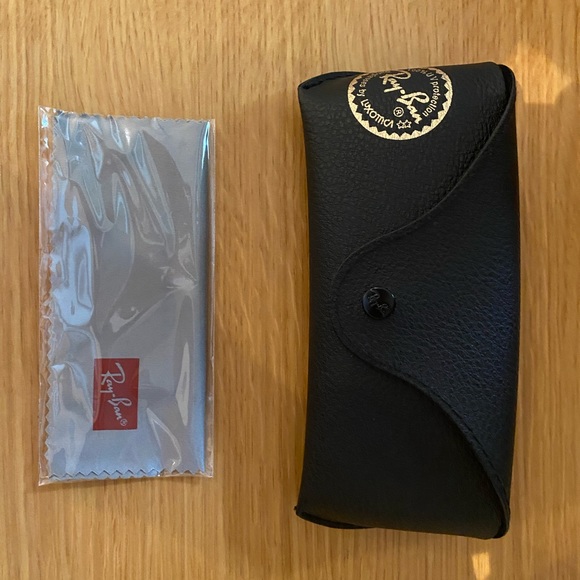 Ray Ban Sun Glasses - Picture 3 of 3